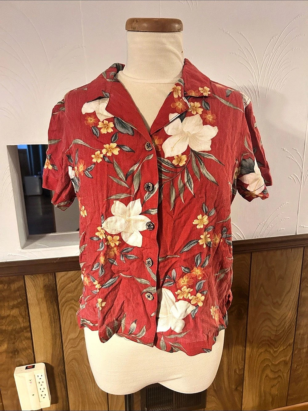 Caribbean Joe Floral Button-Up Shirt Red Size Medium